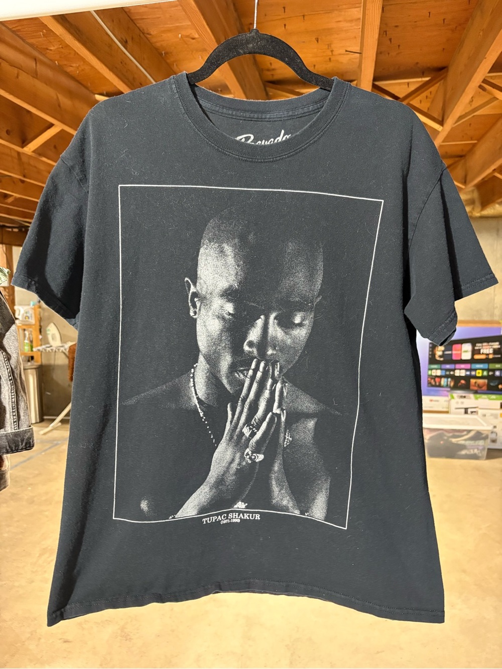 “Tupac Shakur Men’s T-Shirt